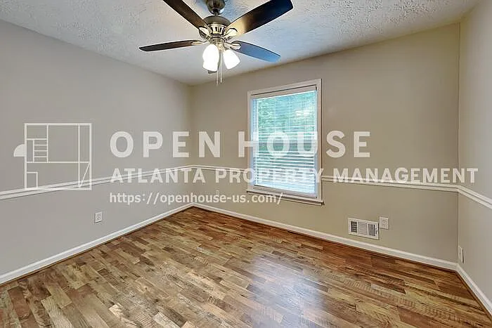 400 Ansley Dr — Photo 14