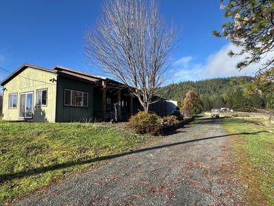 13469 Ramsey Rd, Gold Hill, OR, 97525