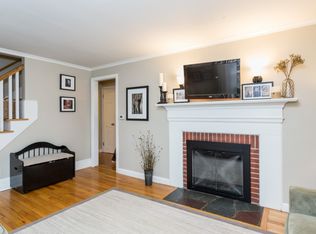 75 Pilgrim Rd, Springfield, MA 01118