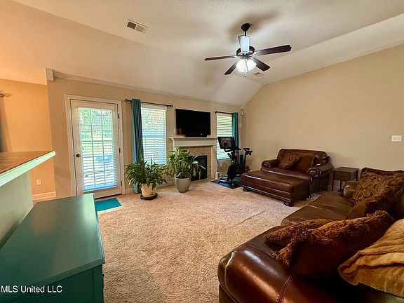 5th image of 5948 Scott Farms Dr