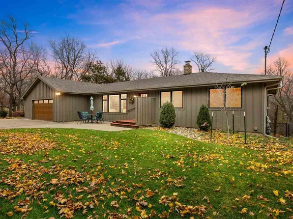 3002 Dubuque St NE, Iowa City, IA 52240