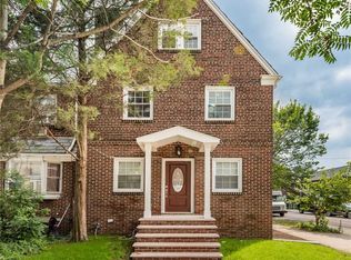 5402 32nd Ave, Woodside, NY 11377