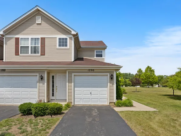 1290 Remington Dr #1290, Fox Lake, IL 60020