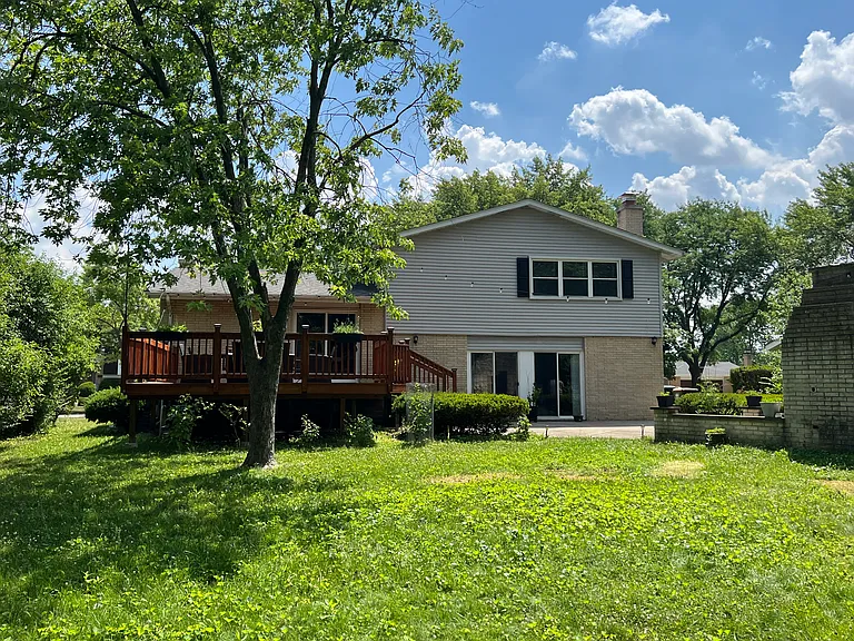 1126 N King Arthur Ct — Photo 16