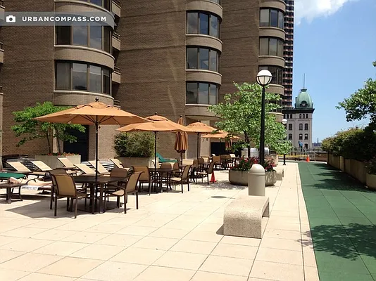 Rented by Compass | media 27