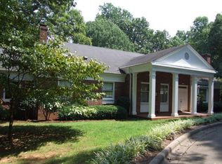 455 Heathcote Dr, Statesville, NC 28677