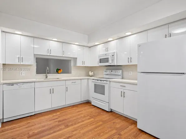 1151 SW 128th Ter APT 206D, Hollywood, FL 33027