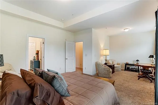 16718 Dolcetto Way — Photo 32
