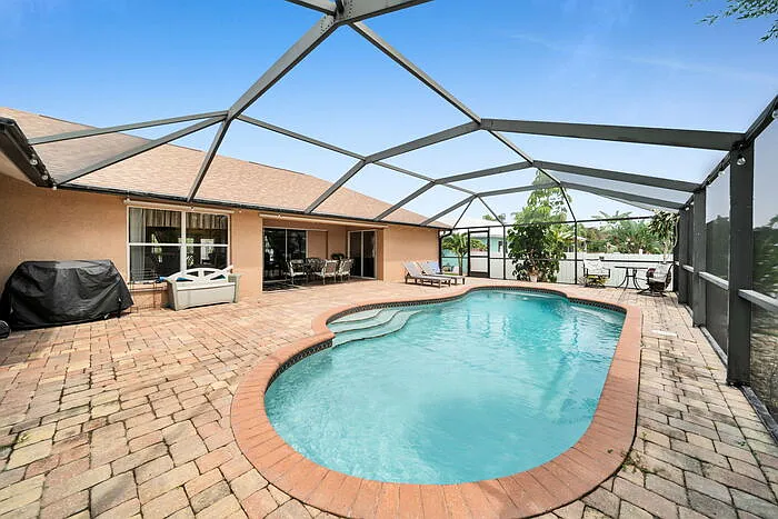 3505 Surfside Blvd — Photo 3