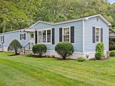 27 Tyler St, Brookfield, MA, 01506