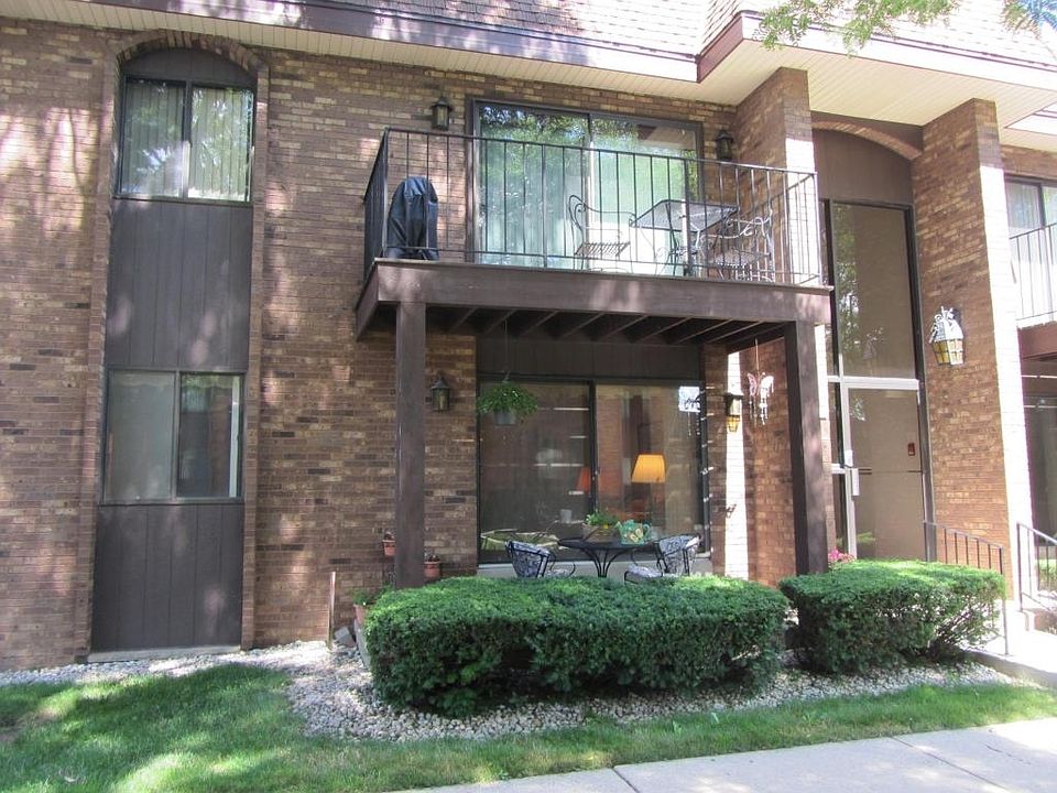 1st image of 9360 W Forest Home Ave #112