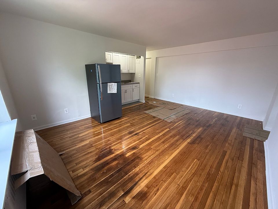 1st image of 6161 Woodhaven Blvd APT 2C
