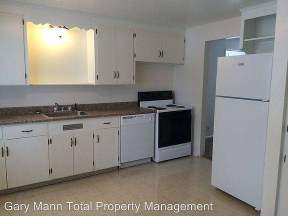 2nd image of 1001 W Lakeside Dr