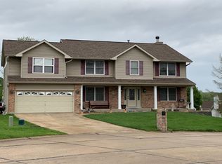9 Delegate Cir, O'Fallon, MO 63368