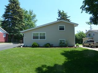 1117 Denver Dr, Carpentersville, IL