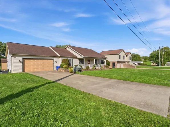 102 General Dr, Uniontown, PA 15401