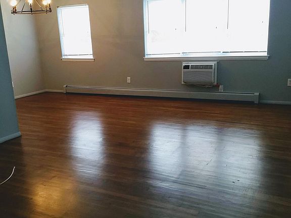 4th image of 8 Windsor Ter Fl 1ST