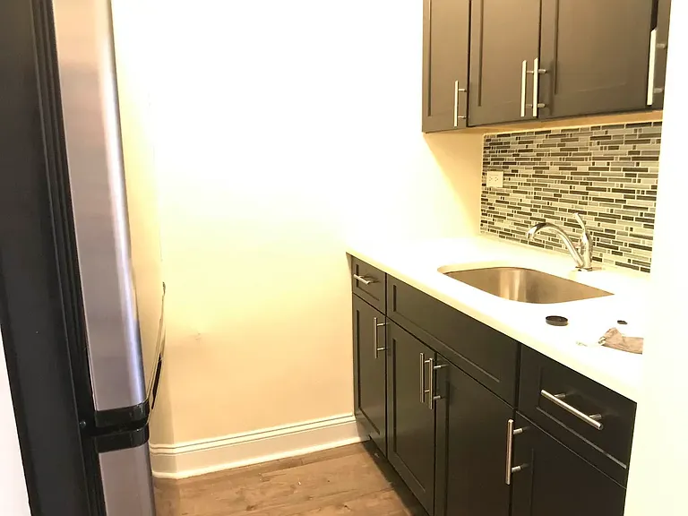 985 Ocean Ave #3D — Photo 6