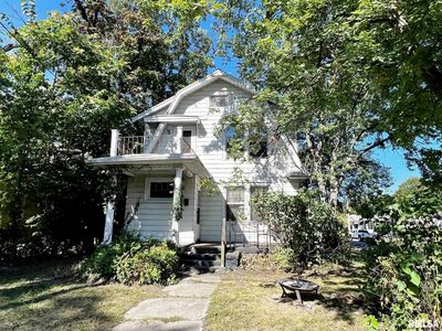 2617 N Prospect Rd, Peoria, IL, 61603