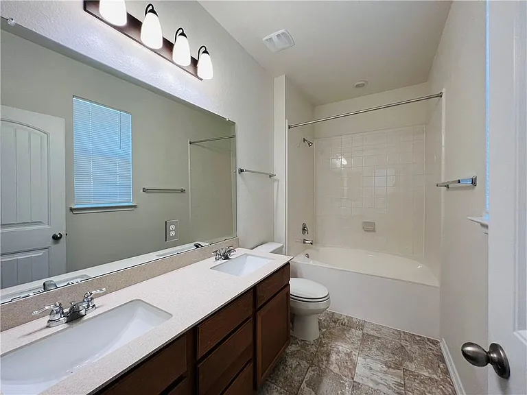6409 Wagon Spring St — Photo 8