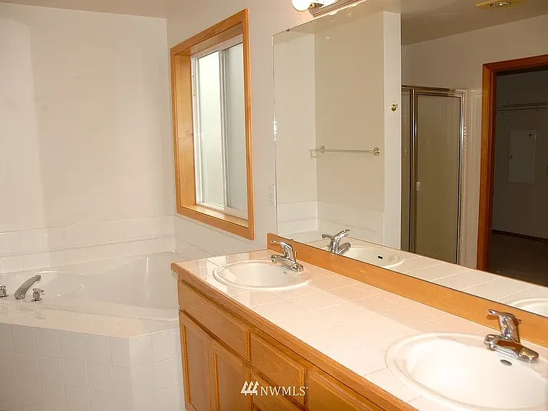 919 183rd Pl SE — Photo 12