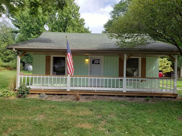 114 Beehler Ct, Lakeville, IN 46536
