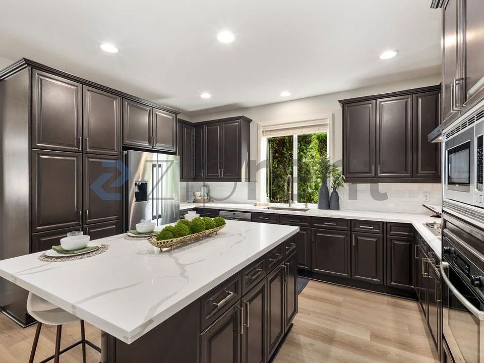 1st image of 2045 32nd Ave NE
