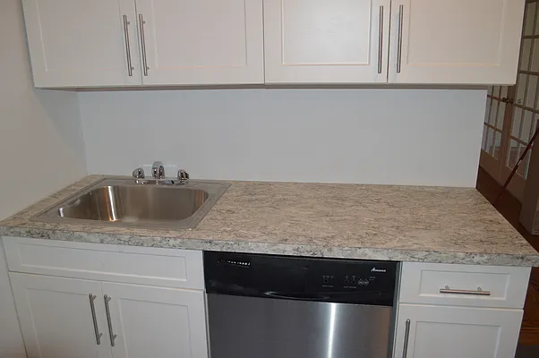 Rented by Greenland Group Realty | media 19