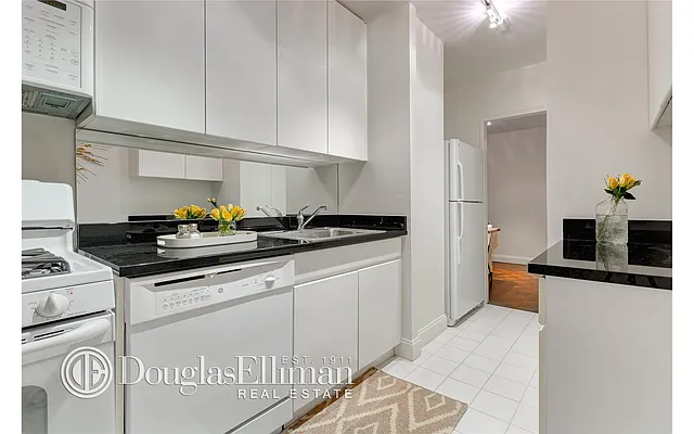 Sold by Douglas Elliman | media 3