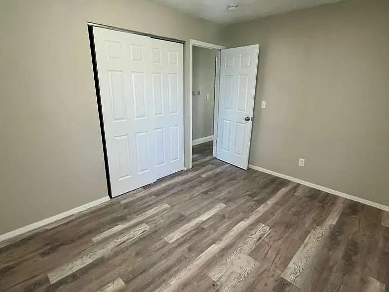 1308 Red River Dr — Photo 9