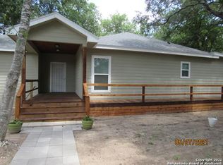 3739 New Mathis Rd, Elmendorf, TX 78112