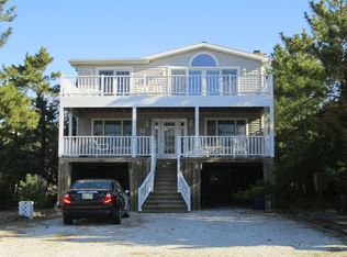 7 E Bayard St, Fenwick Island, DE 19944
