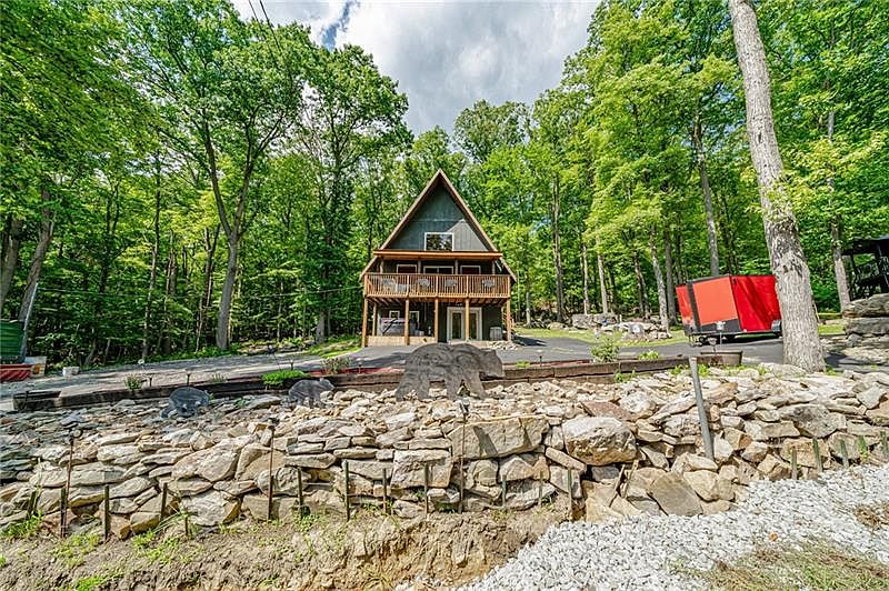 236 Snowshoe Rd, Acme, PA 15610 Zillow