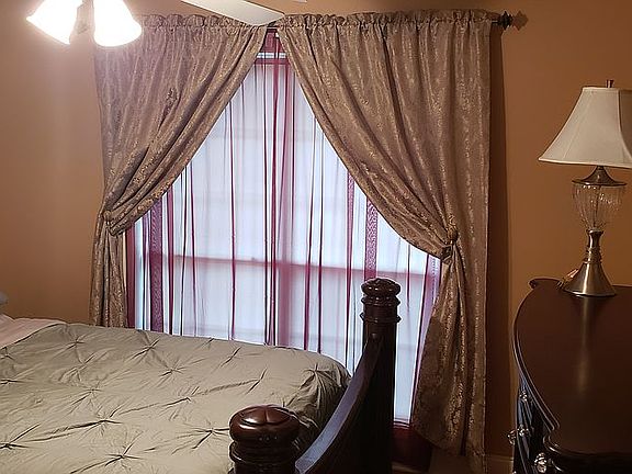 Secondary bedroom 1