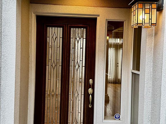 3rd image of 4916 Travis St