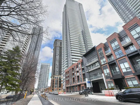 430 Square One Dr, Mississauga, ON