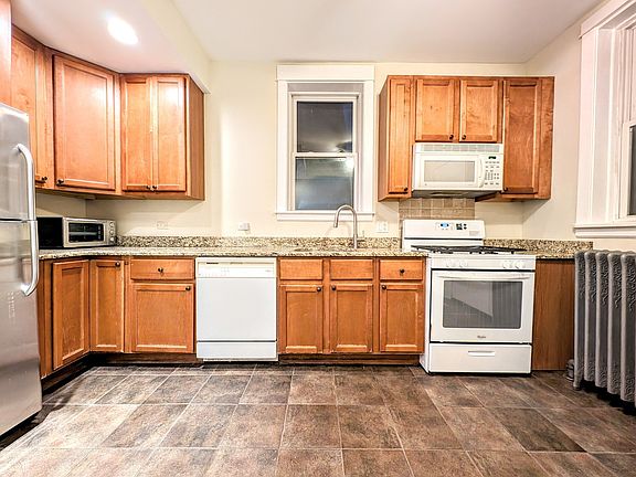 2nd image of 4247 N Keeler Ave