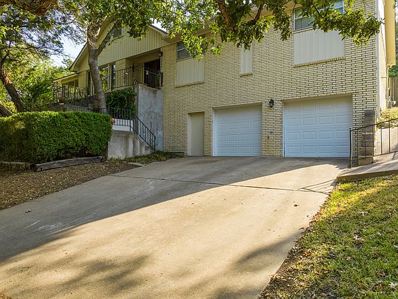 2nd image of 2621 Arroyo Rd