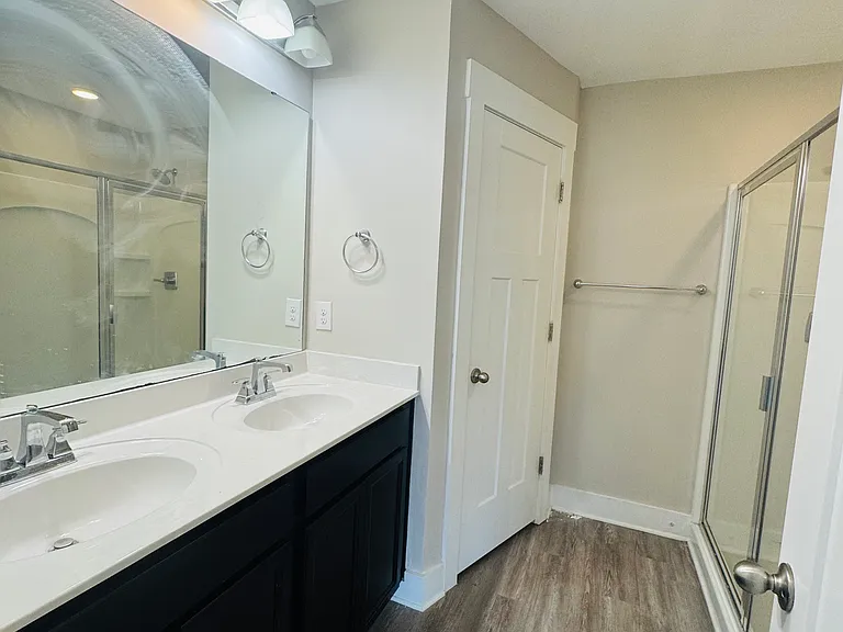 110 Addington Ln — Photo 19