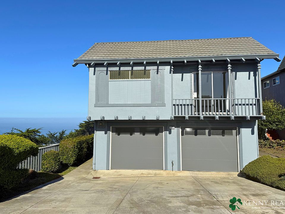 1st image of 23 Holiday Ct