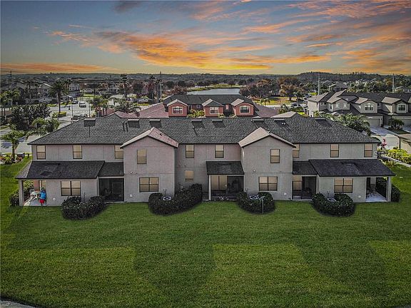 2nd image of 2379 Seven Oaks Dr