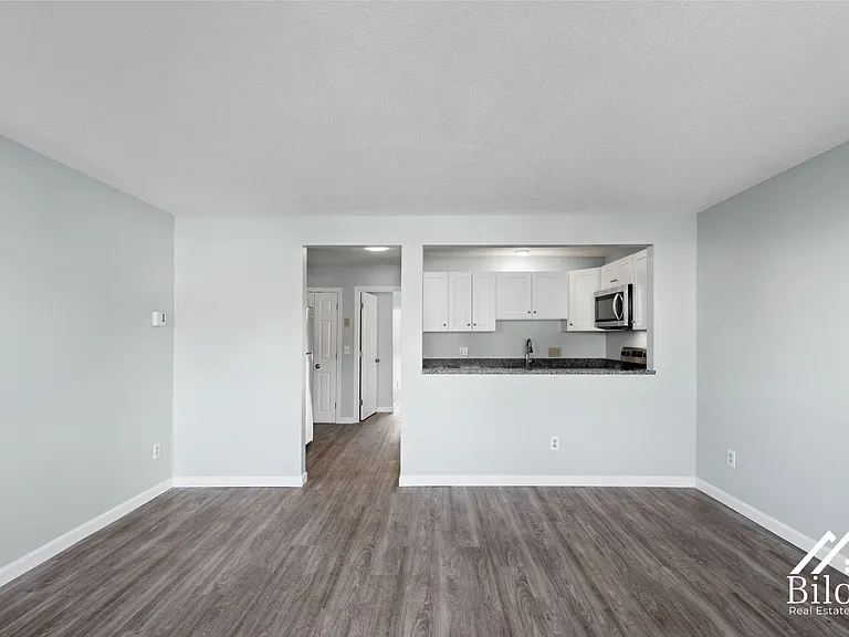 242 Waterman Avenue — Photo 40