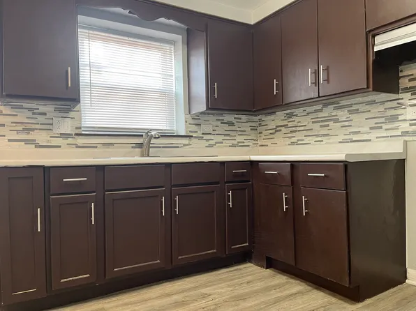 3601 W 79th St, Chicago, IL 60652