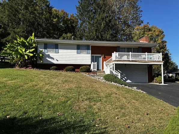 1295 Randall Dr, Chillicothe, OH 45601