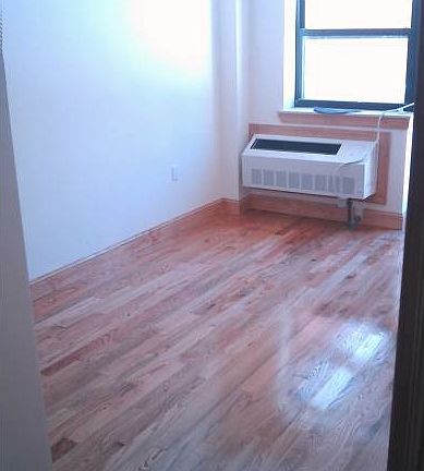 5th image of 8414 143rd St APT 5F