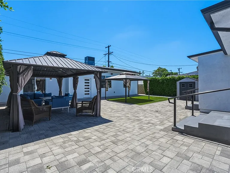 6620 Bellaire Ave — Photo 9