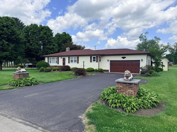 2466 Berne St SE #8, Lancaster, OH 43130