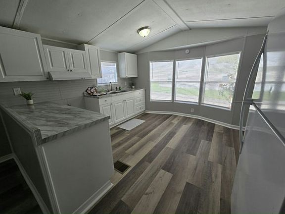 2nd image of 8750 Symmes Rd #102