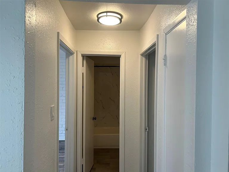6851 Chasewood Dr — Photo 11