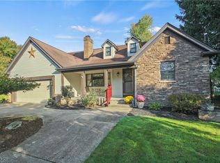 822 Truesdale Rd, Youngstown, OH 44511